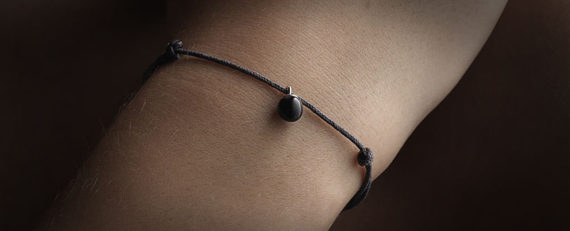 mini pearl-02-01 Black cord Black